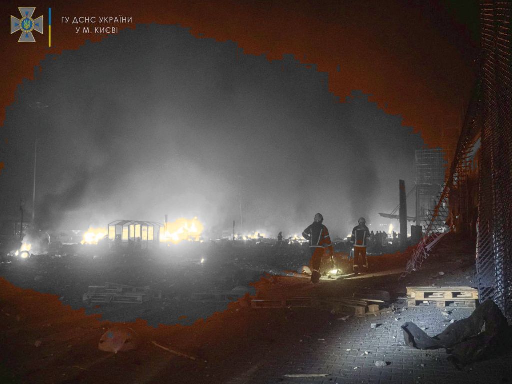Kiev bombardat