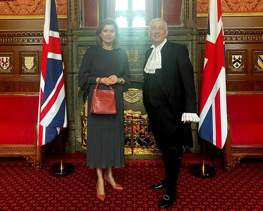Ambasadorul României la Londra, Laura Popescu