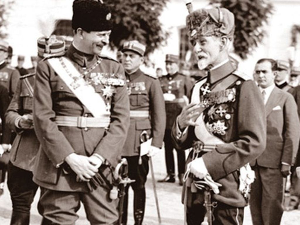 Regele Carol al II-lea și mareșalul Averescu